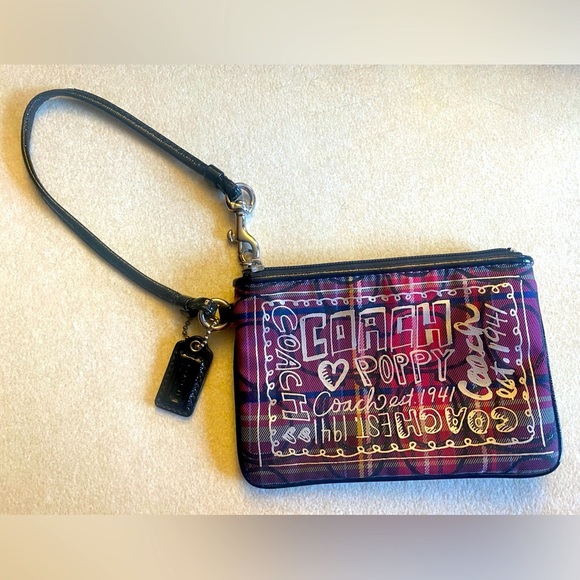 COACH Poppy Tartan Plaid Multicolor Glam Glitter Wristlet w/Bag
Charm, EUC - Picture 1 of 9